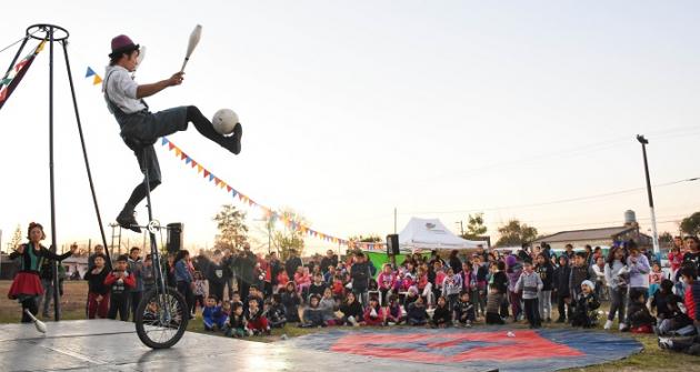 Chaque el circo se present en el Barrio 17 de Octubre